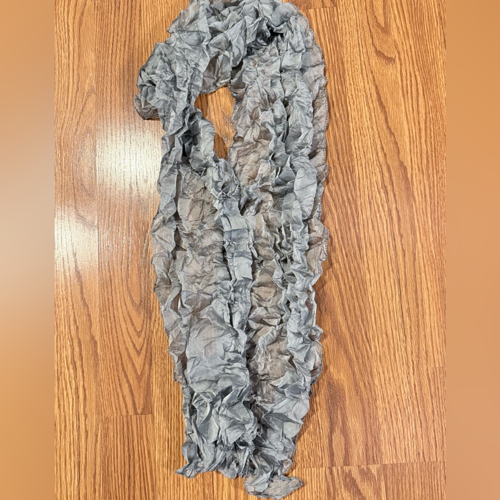 Crinkled Gray Scarf
